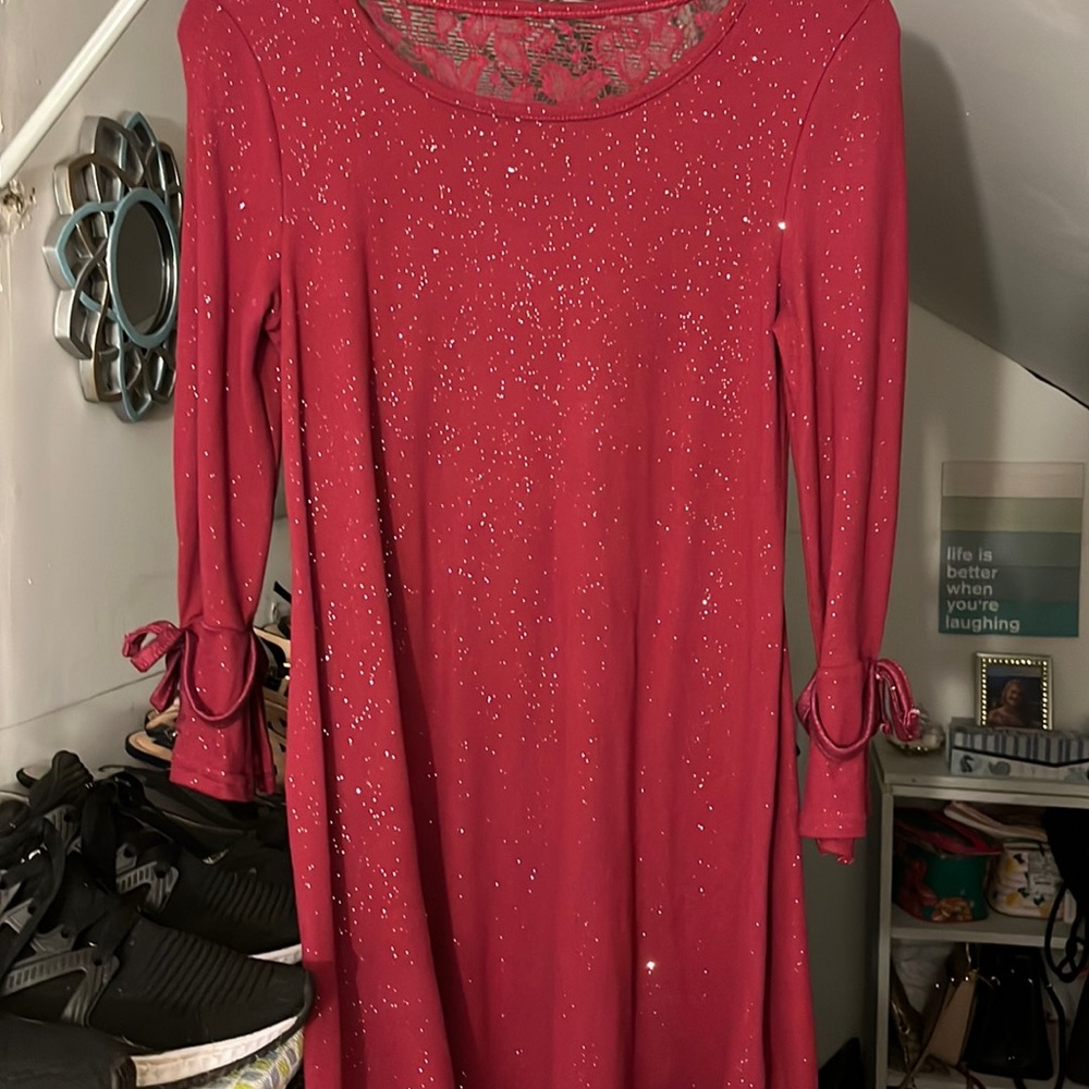 Wine red sparkly top